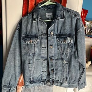 Size Small distressed Jean jacket